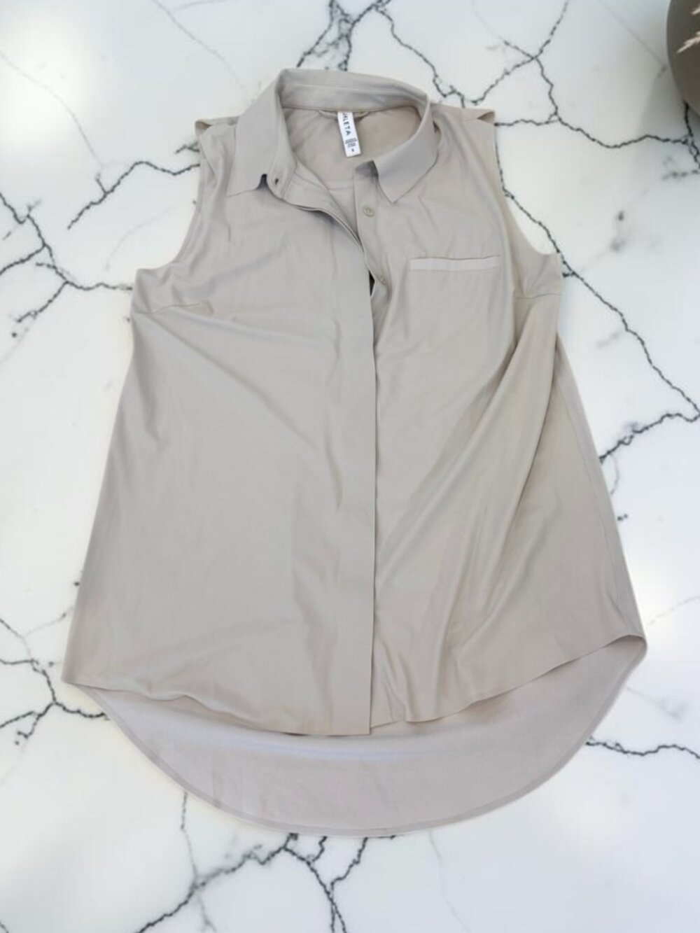 ATHLETA Urbanite Sleeveless Button Up Assym Collar Shirt Women's Size Small - Picture 2 of 9